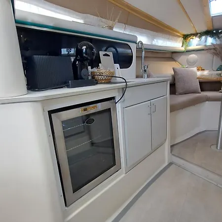 Beatrix Boat 산미겔데아보나